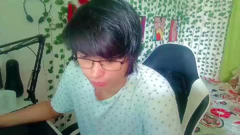 Andy Gray online show from April 21, 4:02 pm