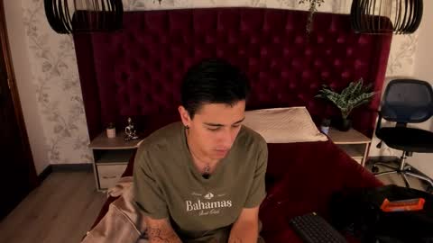 Snapshot of andyjoy_ chatting on October 20, 11:14 am Andy Joy online show from October 20, 11:14 am