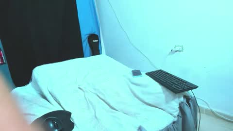 andylemonda online show from February 8, 2:43 pm