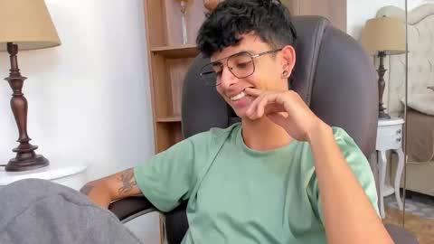 andyxibrat online show from June 3, 2:33 pm