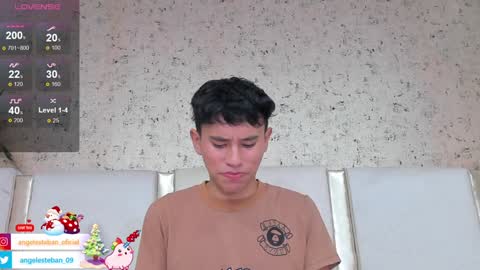 Snapshot of angel_esteban_fx chatting on January 12, 4:10 am ngel Esteban online show from January 12, 4:10 am