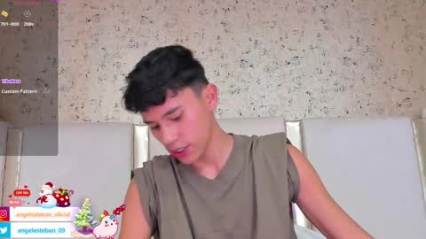 Snapshot of angel_esteban_fx chatting on January 7, 3:37 am ngel Esteban online show from January 7, 3:37 am