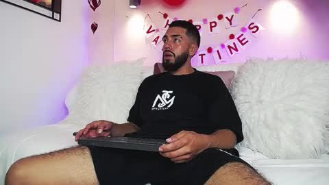 Angel online show from February 8, 4:03 am