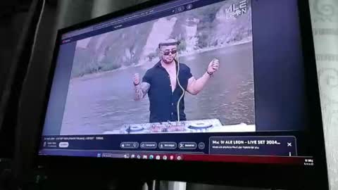 angelic_alexis online show from November 3, 11:39 pm