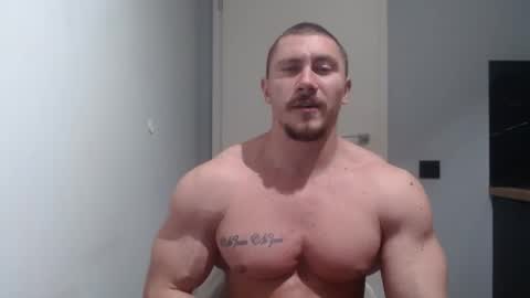 Snapshot of angelofit chatting on March 11, 7:47 pm ------- SEX SHOW WITH GUYS AND GIRLS MUSCLE SHOW online show from March 11, 7:47 pm