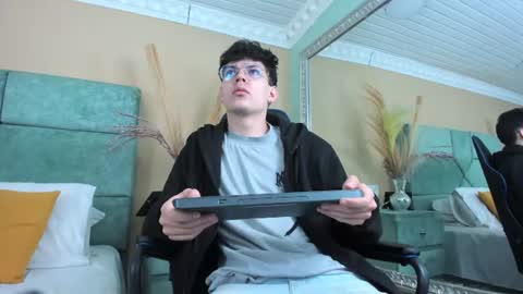 angelo online show from July 13, 1:46 pm