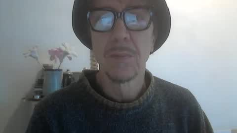 Snapshot of angelsound777 chatting on October 28, 8:28 am angelsound777 online show from October 28, 8:28 am