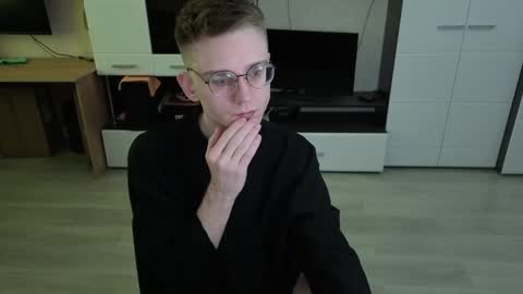 vodka online show from May 4, 8:27 am