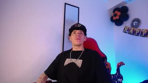 anhonymus online show from October 31, 4:58 am