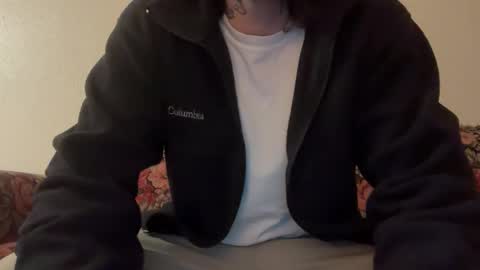 AnishnaabeNympho69 online show from May 11, 2:35 am