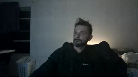 Lower chakra online show from November 26, 1:52 am