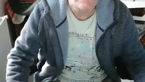 Snapshot of antares590 chatting on February 18, 3:43 pm antares590 online show from February 18, 3:43 pm