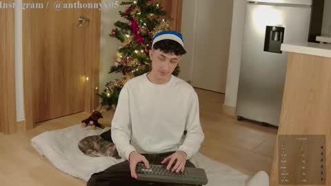 TONY NEW ACCOUNT online show from December 20, 12:18 am