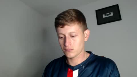 leon online show from December 18, 7:52 pm