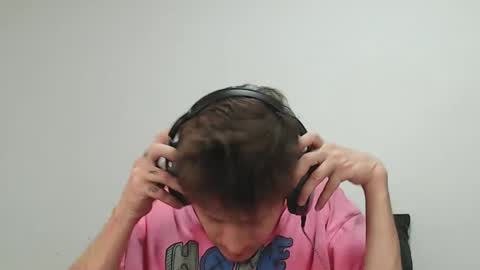 leon online show from February 13, 9:17 pm