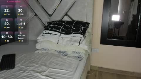 Antonio  online show from April 4, 2:25 pm