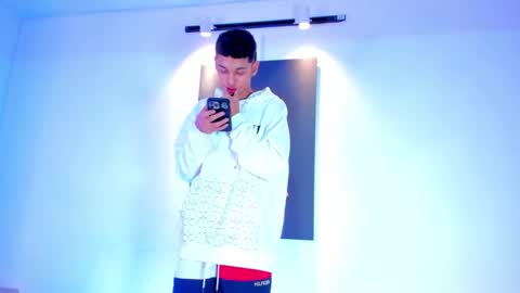 brendan and stiiven online show from October 28, 6:49 am