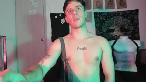 Snapshot of antonnello_ chatting on February 11, 9:46 pm antonnello_ online show from February 11, 9:46 pm