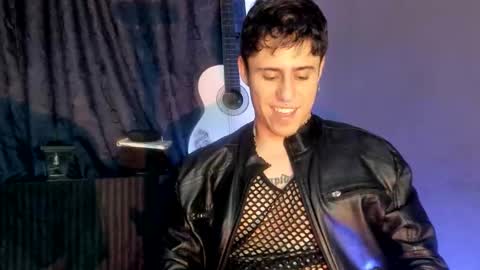 antonnello_ online show from November 22, 11:26 pm