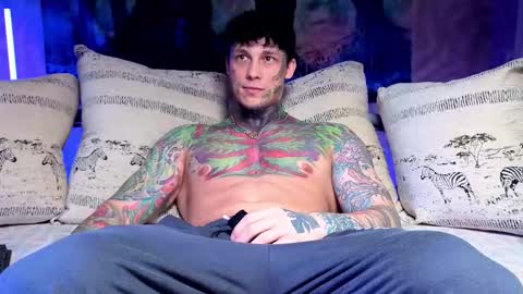 Tom online show from January 8, 6:18 am