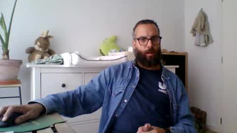 apc_3 online show from November 5, 8:49 am