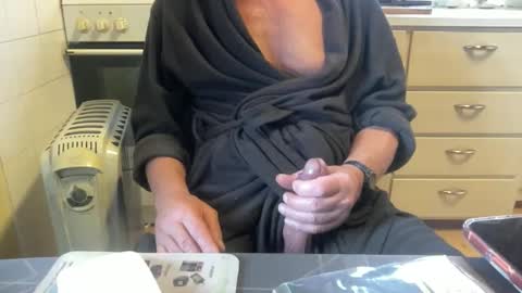 apollon3978 online show from March 14, 7:37 am