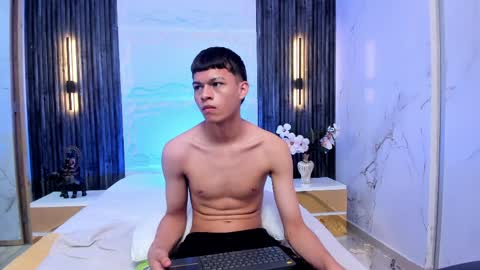   online show from April 10, 6:20 am