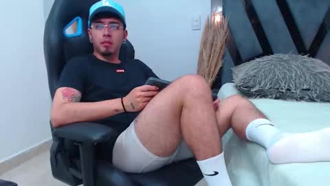 Apolo online show from October 30, 4:30 pm