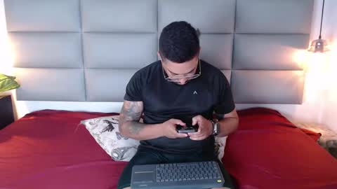 marcos online show from December 7, 11:23 pm