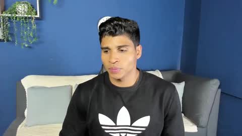 Apolo online show from March 3, 7:34 pm