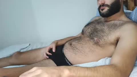 Snapshot of arabhairy90 chatting on March 10, 3:09 pm hairycub online show from March 10, 3:09 pm