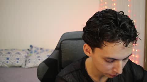 ARCHIBALDO online show from April 17, 2:14 am