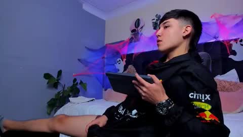 Snapshot of ares_di_martin chatting on October 8, 3:16 pm Ares online show from October 8, 3:16 pm