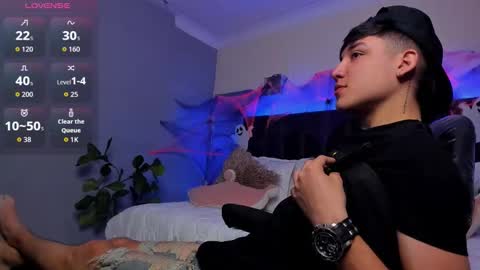 Snapshot of ares_di_martin chatting on October 9, 5:07 pm Ares online show from October 9, 5:07 pm