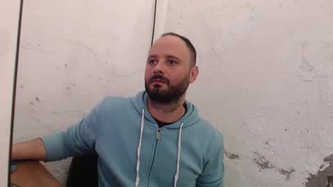 Ariel online show from September 30, 6:55 pm