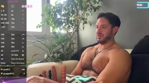 Ariel online show from February 25, 2:07 pm