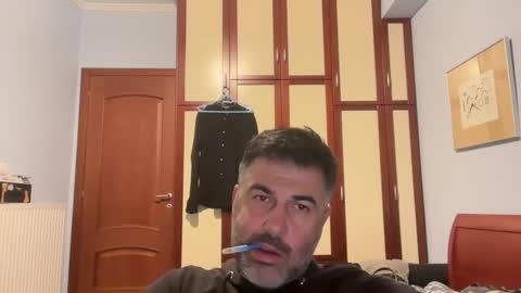 share online show from November 6, 12:02 am