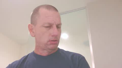 luv2benawty online show from March 29, 10:59 am