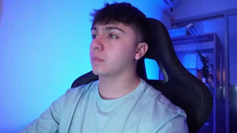 aron__cooper online show from June 25, 4:55 pm