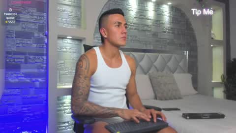 ARON BOLT online show from January 5, 2:38 am