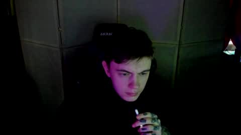 Snapshot of aron_neall chatting on February 18, 6:26 am biggest penis online show from February 18, 6:26 am