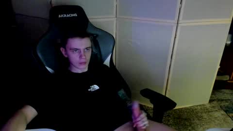Snapshot of aron_neall chatting on January 26, 3:14 pm biggest penis online show from January 26, 3:14 pm