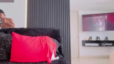  Your Aron  online show from January 14, 1:49 pm