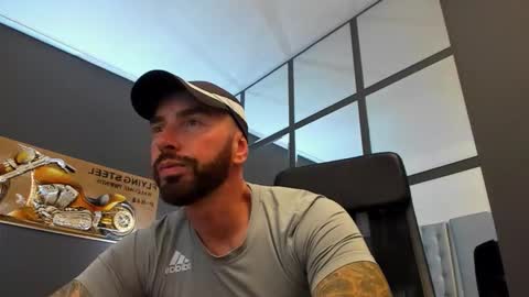 AronGrant online show from September 26, 10:35 am