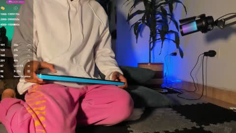 Arthur online show from January 18, 12:04 pm