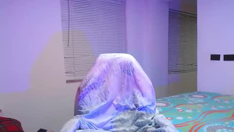 Snapshot of arthur_jamess chatting on September 25, 1:48 am arthur_jamess online show from September 25, 1:48 am