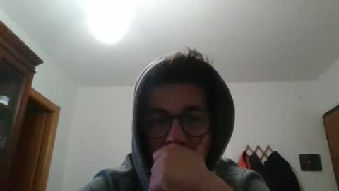 arturpaulval online show from February 19, 6:26 pm