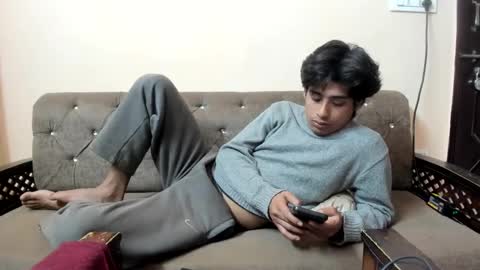 Snapshot of ash2730 chatting on February 8, 7:38 pm ash2730 online show from February 8, 7:38 pm
