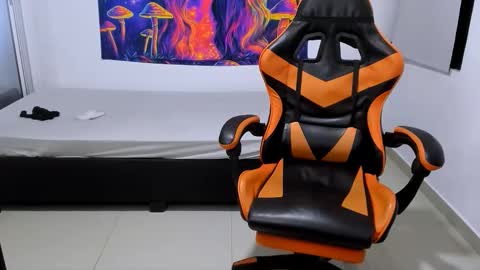 ashlan_king online show from September 12, 3:28 am