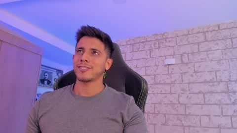 my name real is camilo online show from April 15, 4:34 am